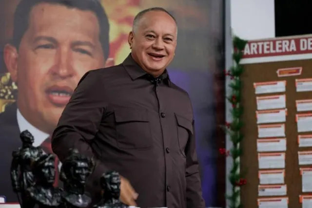 Diosdado Cabello amenaza con encarcelar a Edmundo González si regresa a Venezuela  