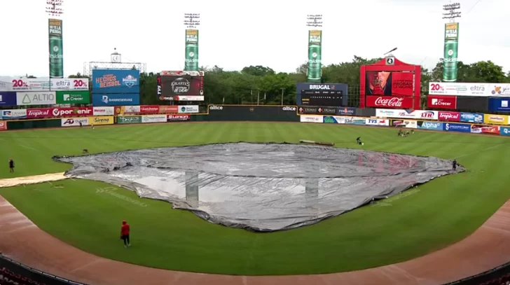 Lluvias obligan suspensión de los juegos entre Licey y Águilas y Toros contra Gigantes 