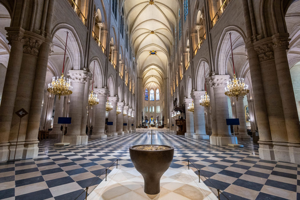 En fotos: un primer vistazo a la impresionante restauración de Notre Dame cinco años después del incendio