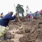 Al menos 15 muertos y más de 100 desaparecidos tras deslizamientos de tierra que sepultaron viviendas en Uganda