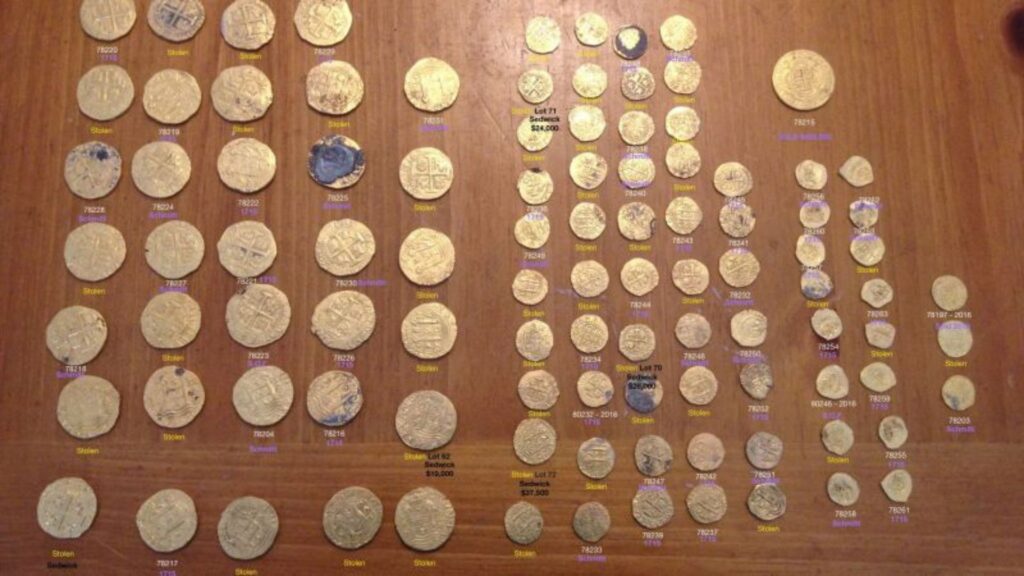 Encuentran monedas de oro valuadas en US$ 1 millón que fueron robadas en naufragios del siglo XVIII