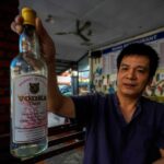 Australia advierte de que no se debe beber vodka y whisky «Tiger» en Laos tras la muerte de turistas