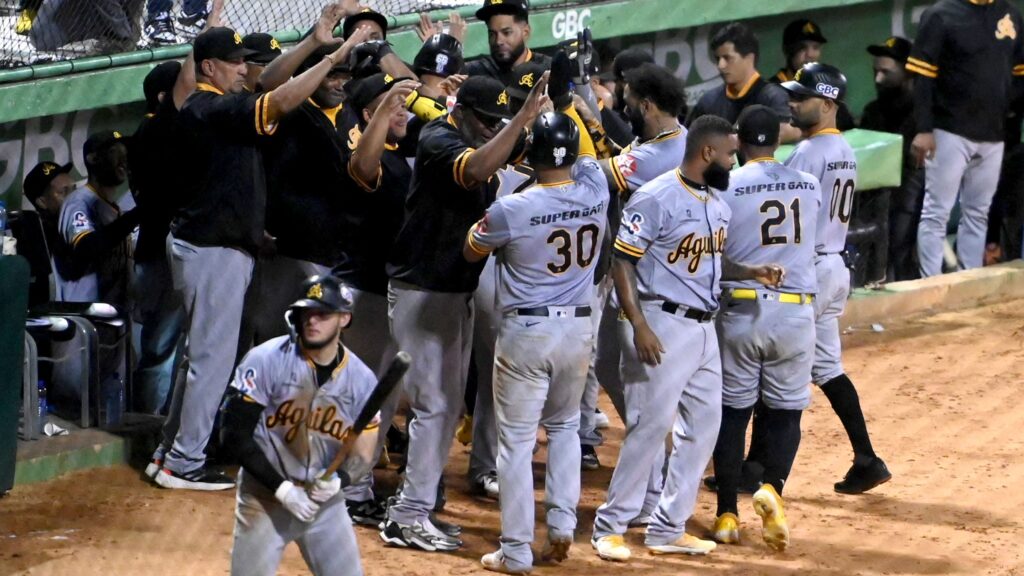 Las Águilas derrotan a las Estrellas y se clasifican al Round Robin