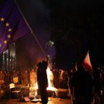 Manifestantes protestan por tercera noche consecutiva en Georgia tras suspensión de conversaciones sobre adhesión a la Unión Europea