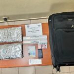 DNCD y CESAC detienen holandés transportando 4 kilos de cocaína en Aeropuerto del Cibao