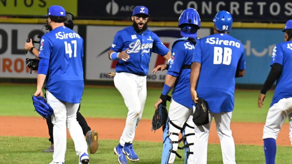 ¡Fue el Licey que ganó! Tigres vienen de atrás y se posicionan en el primer lugar