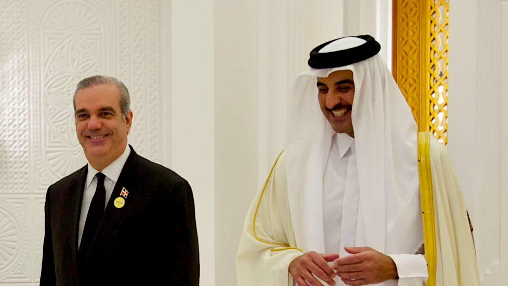 Presidente Abinader y el emir de Qatar discuten interés de invertir en Rep. Dom. 