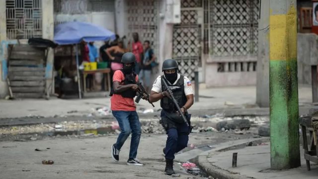 Policía haitiana mata 16 de una banda