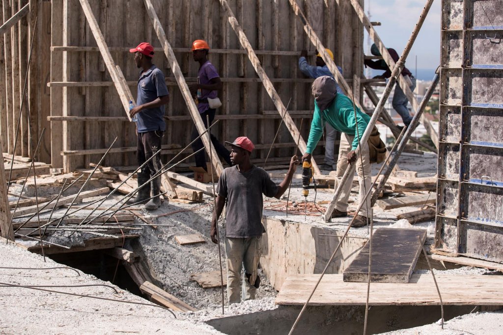 Deportaciones masivas impulsa paro laboral de trabajadores haitianos en RD 