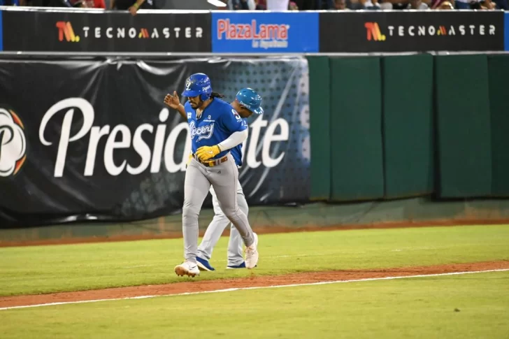 Luis Campusano el héroe inesperado en la victoria del Licey contra los Gigantes 