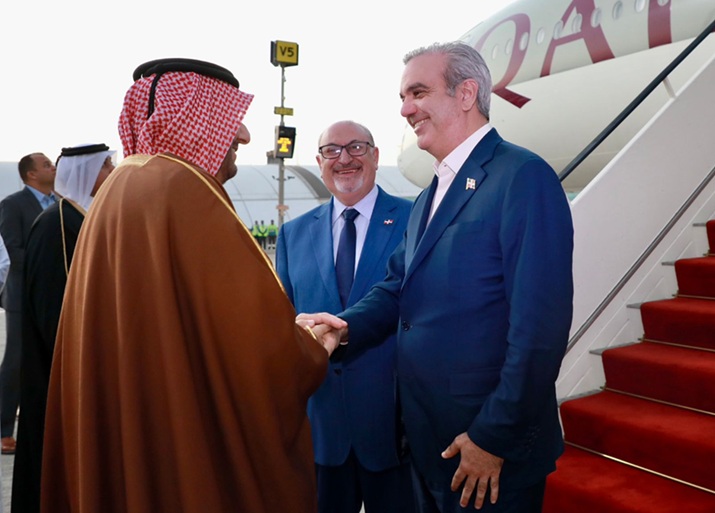 Presidente Abinader llega a Qatar en visita oficial: este sábado participa en la inauguración del Foro Mundial de Doha