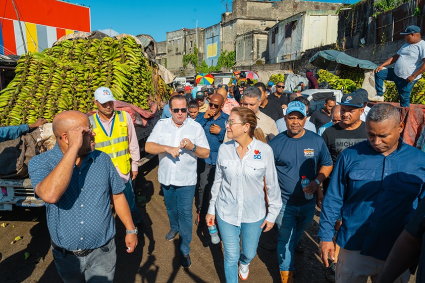 Gobierno central y cabildo ponen ojos en mercados de la Duarte y Villas Agrícolas, planean readecuarlos