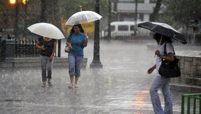 Lluvias no se detendrán este fin de semana por causa ambiente húmedo y vaguada prefrontal