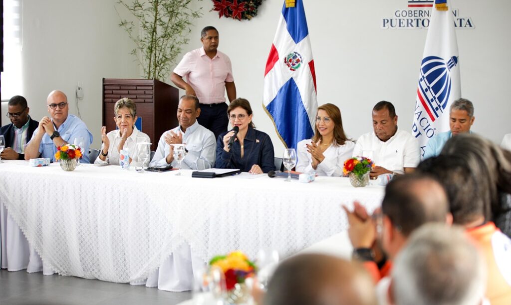 Gobierno entregará RD$5,000 a 3,469 hogares afectados por inundaciones en Montellano y Cabarete